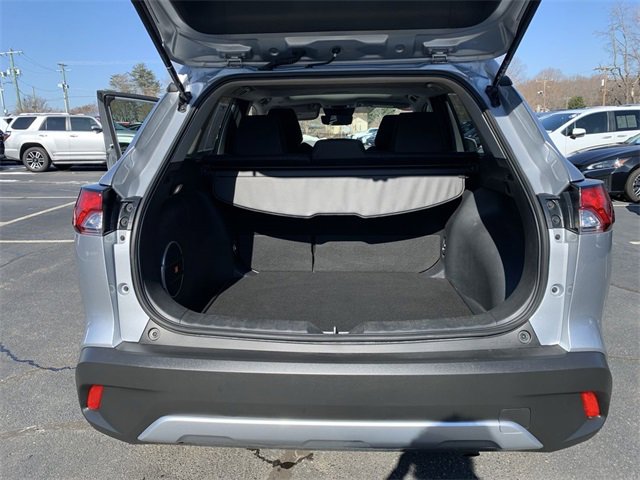 Used 2024 Toyota Corolla Cross LE image 33