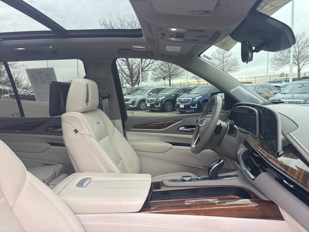 Certified 2024 Cadillac Escalade Sport Platinum w/ LPO, ONYX Package image 26