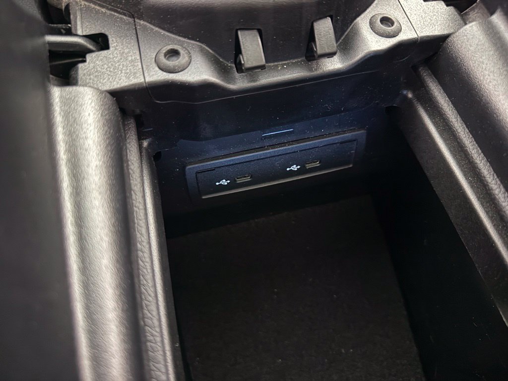 Used 2021 Mercedes-Benz E 350 4MATIC Sedan image 31