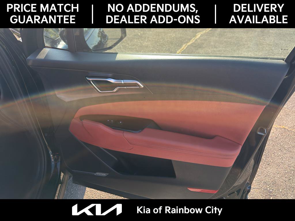 Used 2025 Kia Sportage SX FWD image 18
