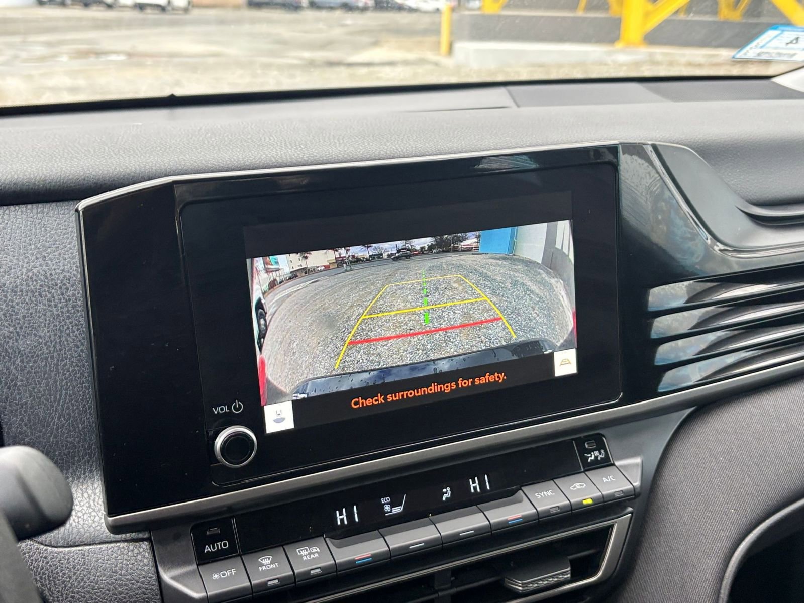 Used 2025 Toyota Camry LE image 17