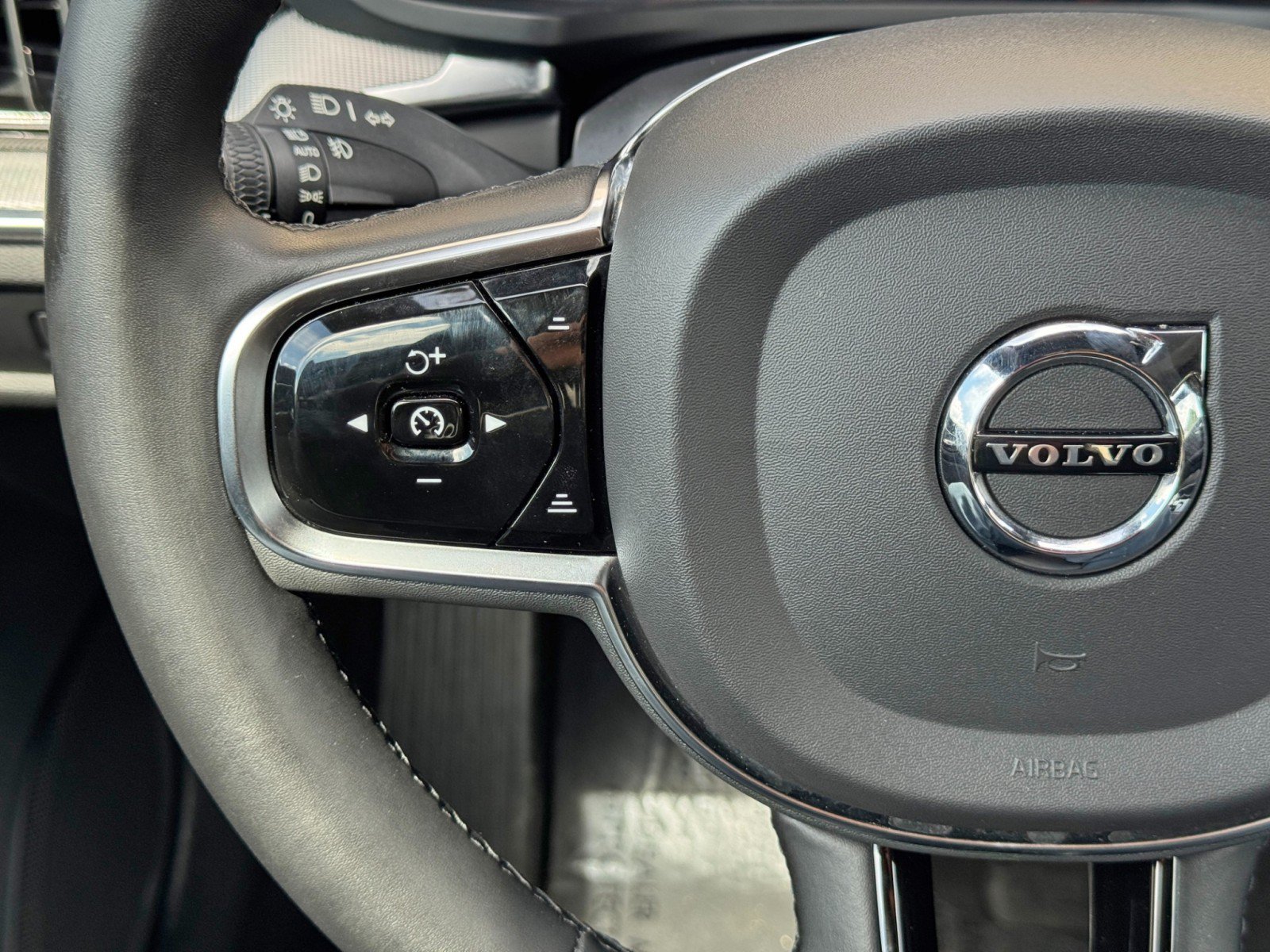 Used 2024 Volvo S60 T8 Plus AWD/4WD image 20