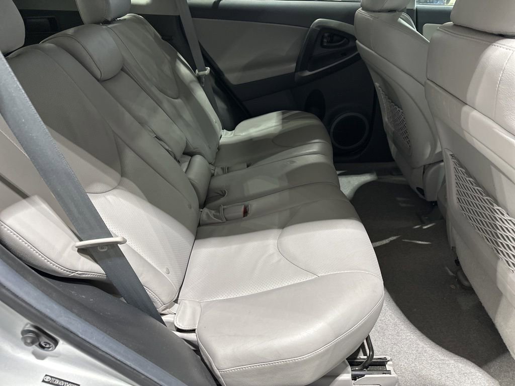 Used 2012 Toyota RAV4 Limited image 22
