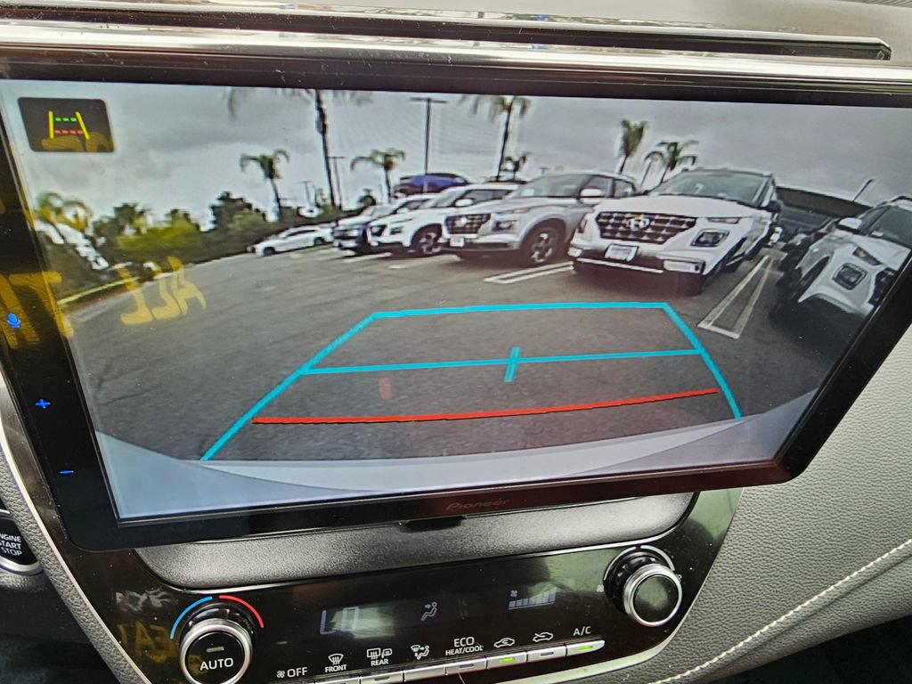Used 2021 Toyota Corolla SE FWD image 33