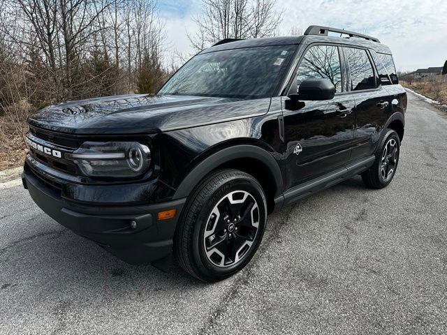 Used 2024 Ford Bronco Sport Outer Banks image 1