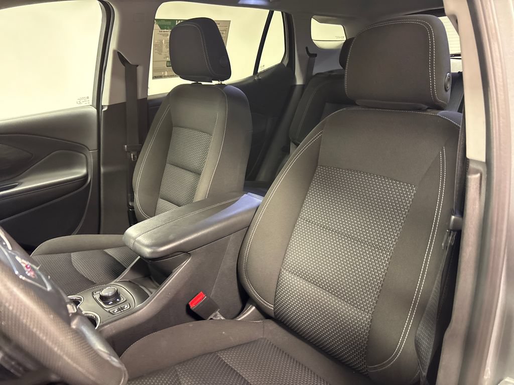 Used 2023 GMC Terrain SLE w/ Driver Convenience Package FWD image 25