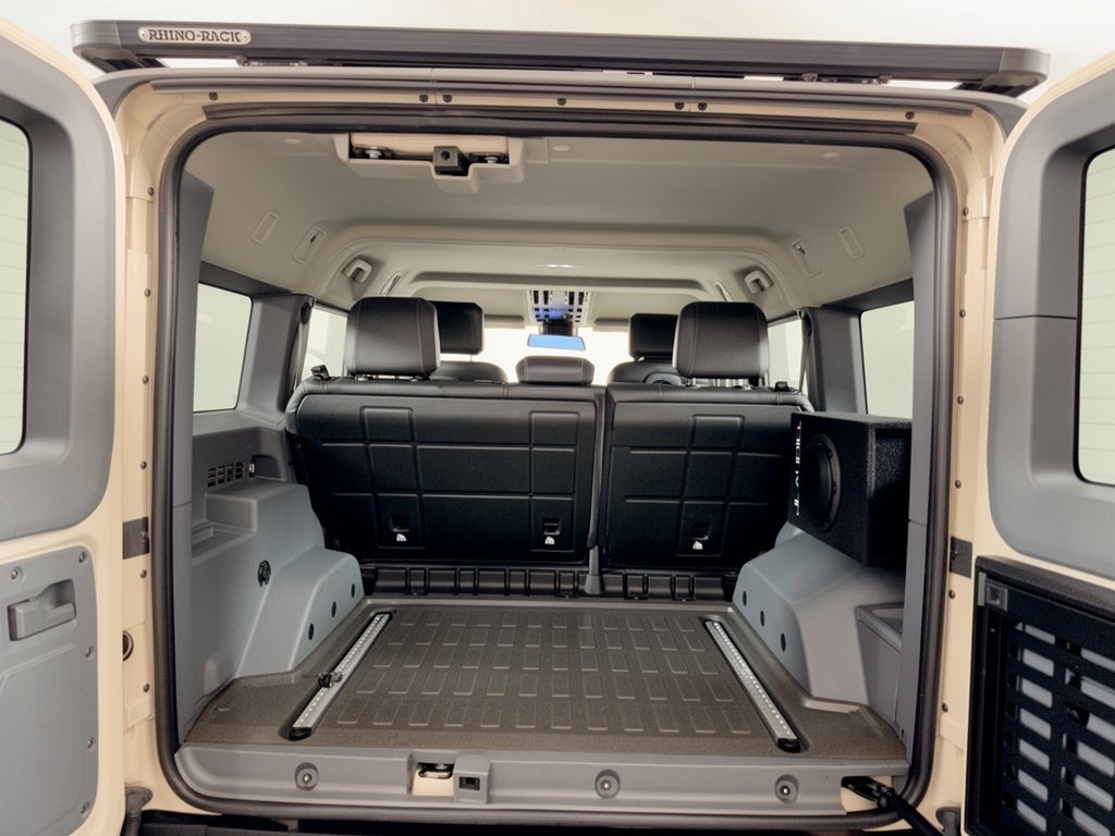 Used 2024 INEOS Grenadier Station Wagon AWD/4WD image 28