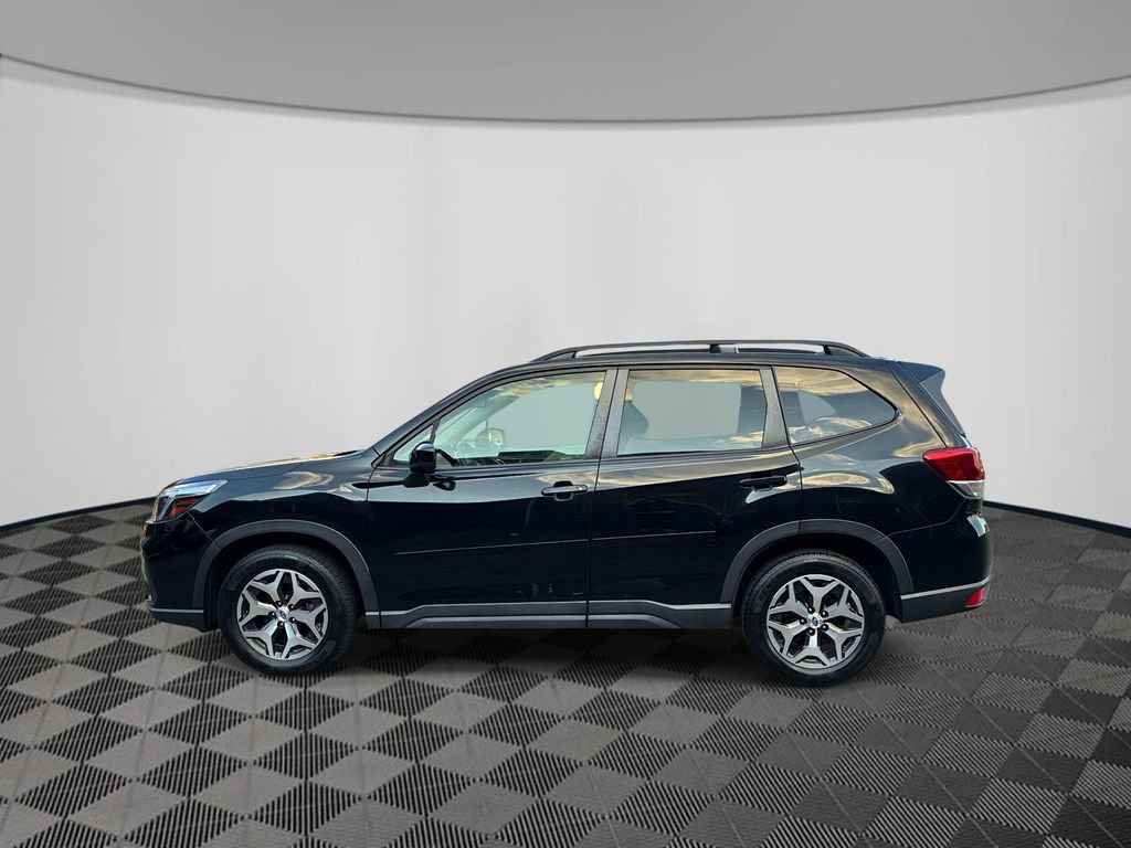 Used 2021 Subaru Forester Premium AWD/4WD image 4