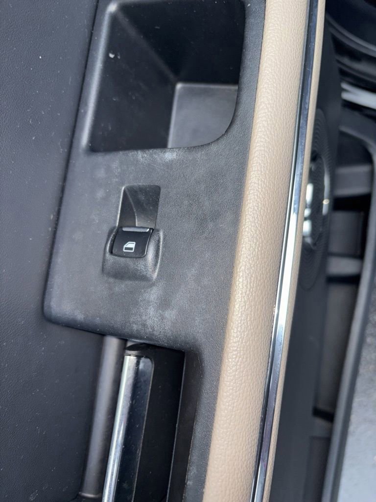 Certified 2023 Ford Expedition Max XLT image 21