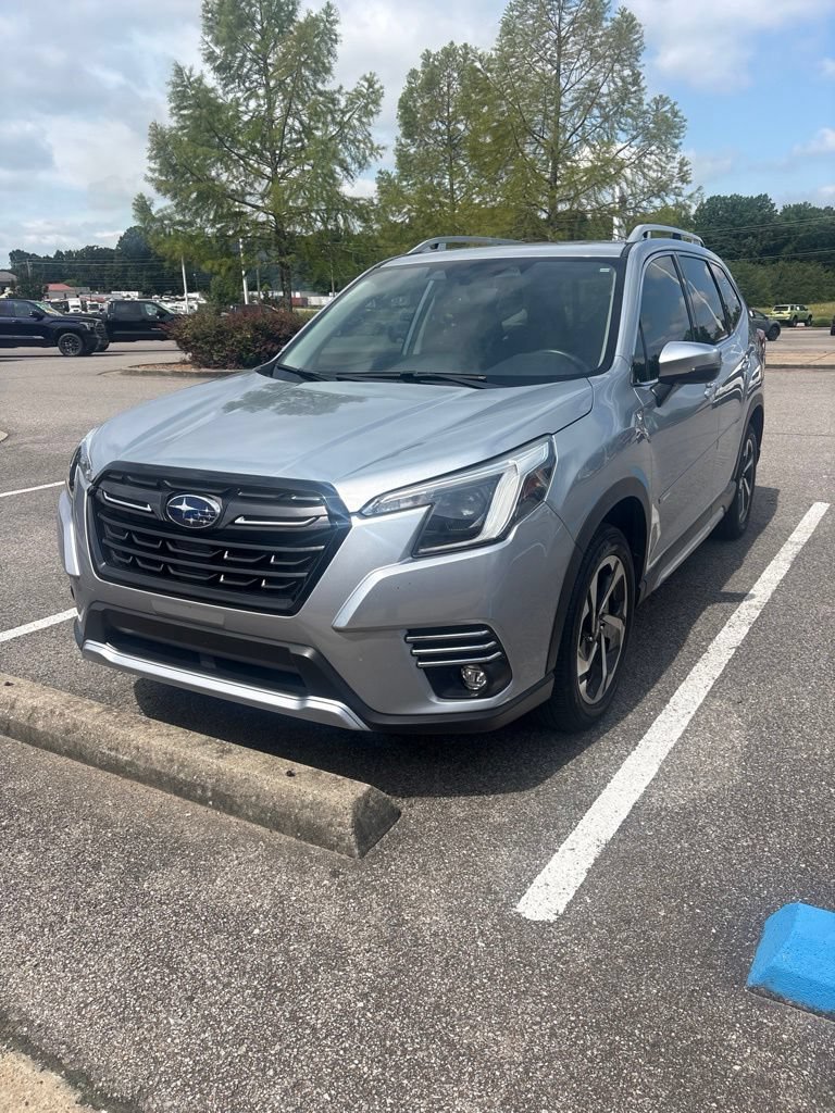 Used 2024 Subaru Forester Touring w/ POP Package 3