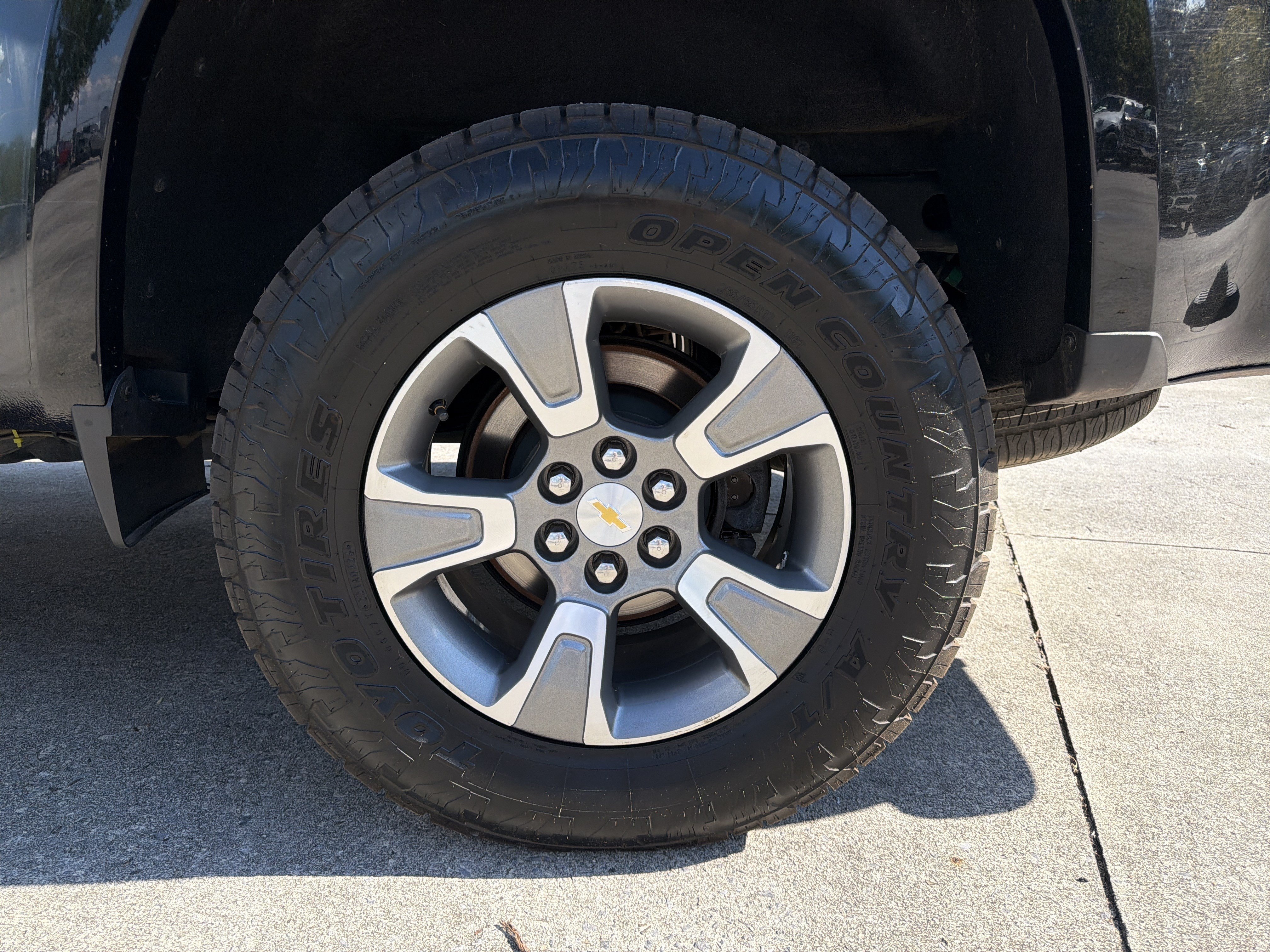 Used 2018 Chevrolet Colorado Z71 AWD/4WD image 19