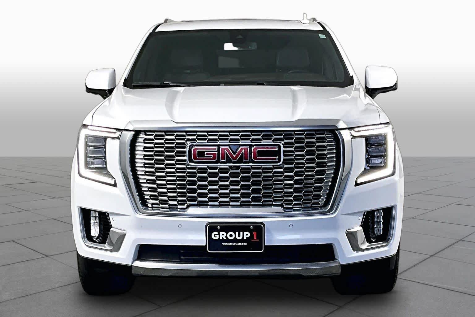 Used 2022 GMC Yukon Denali AWD/4WD image 4