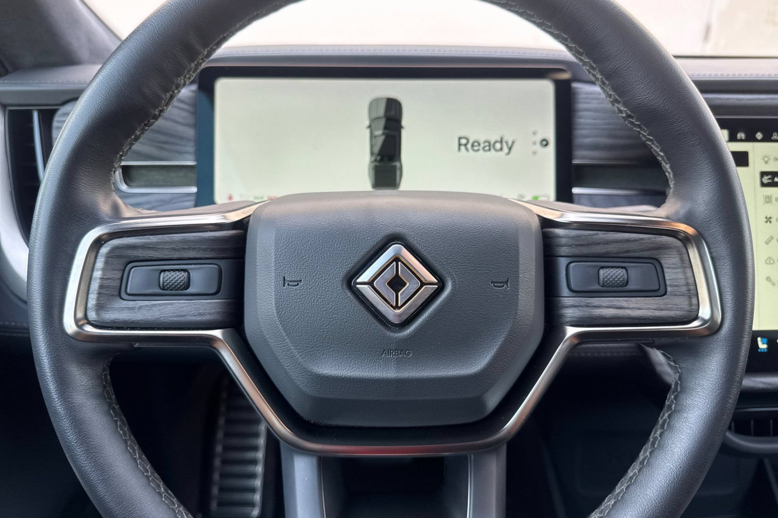 Used 2022 Rivian R1T Adventure AWD/4WD image 22