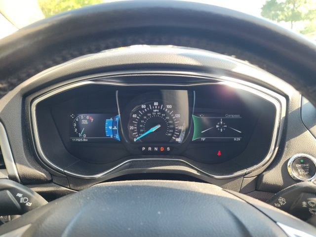 Used 2016 Ford Fusion Titanium FWD image 29