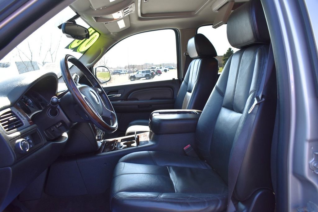 Used 2008 GMC Yukon Denali image 15