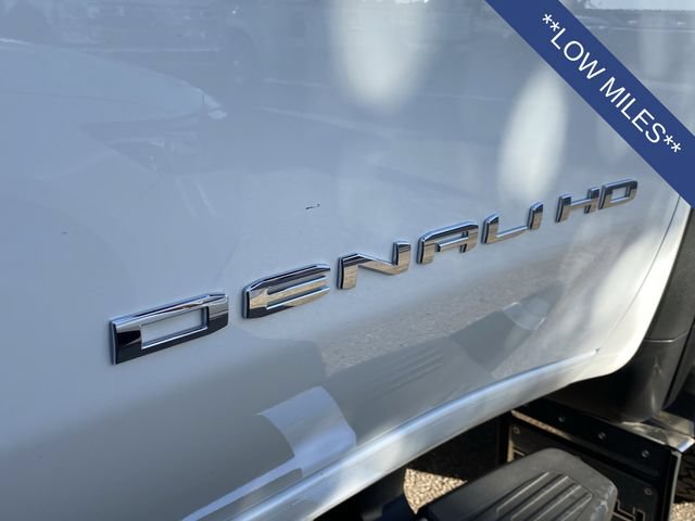 Used 2022 GMC Sierra 3500 Denali w/ Denali Ultimate Package AWD/4WD image 9