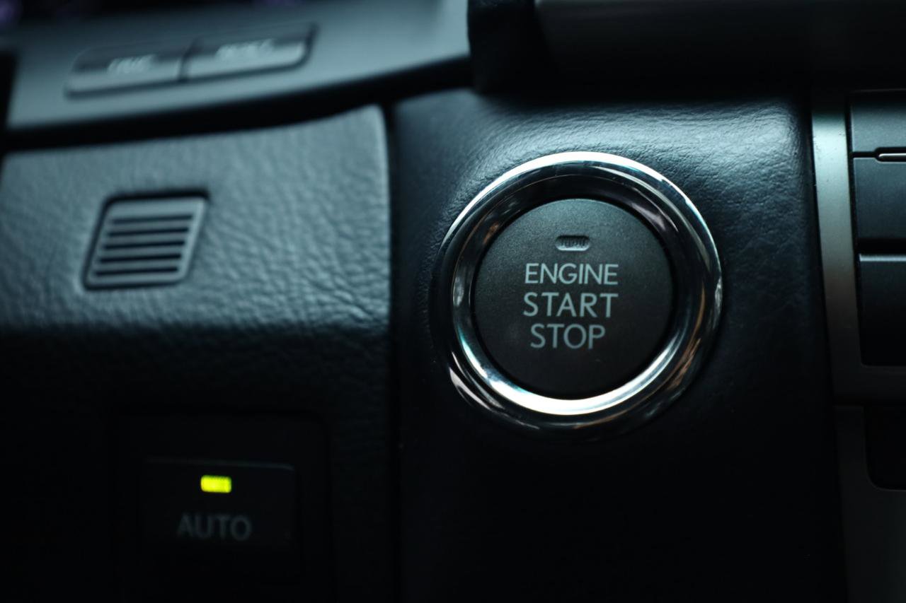 Used 2017 Lexus LS 460 w/ Comfort Package image 39