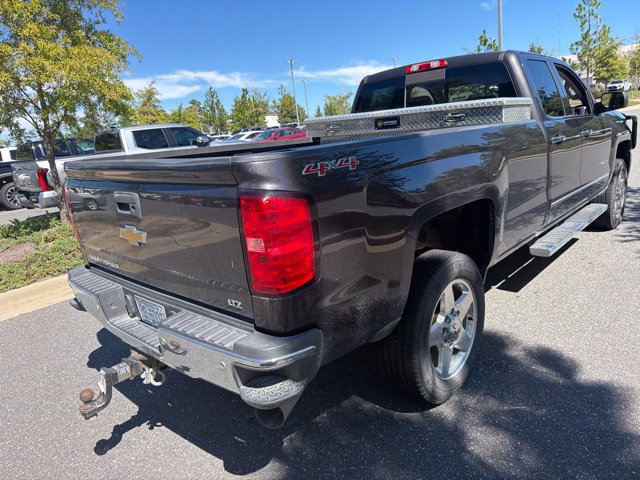 Used 2015 Chevrolet Silverado 2500 LTZ w/ Driver Alert Package AWD/4WD image 17