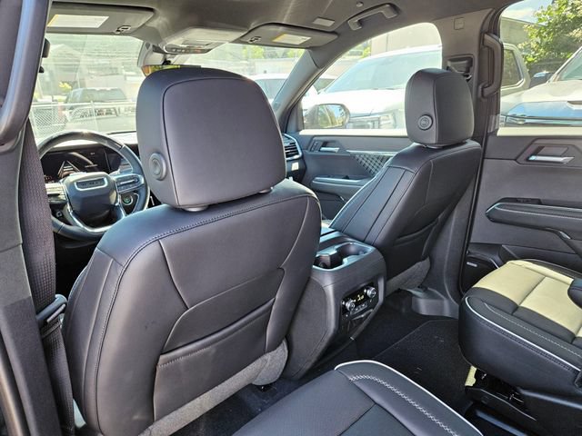 New 2026 GMC Acadia Denali w/ Super Cruise Package AWD/4WD image 15