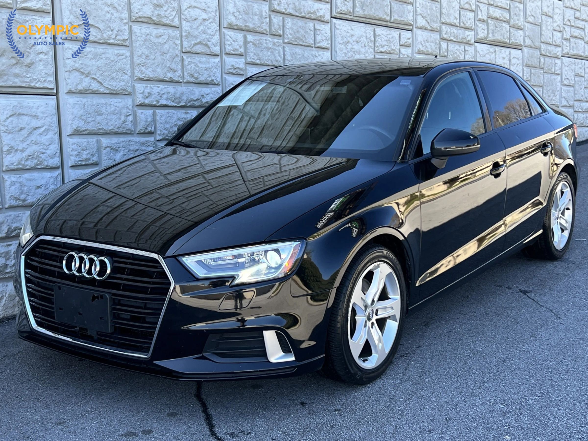 Used 2018 Audi A3 2.0T Premium image 1