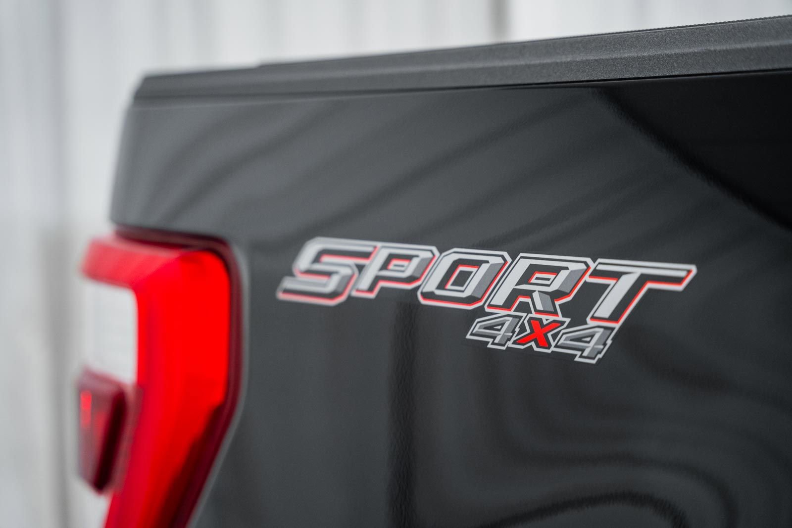 Certified 2023 Ford F150 Lariat w/ Equipment Group 502A High image 21