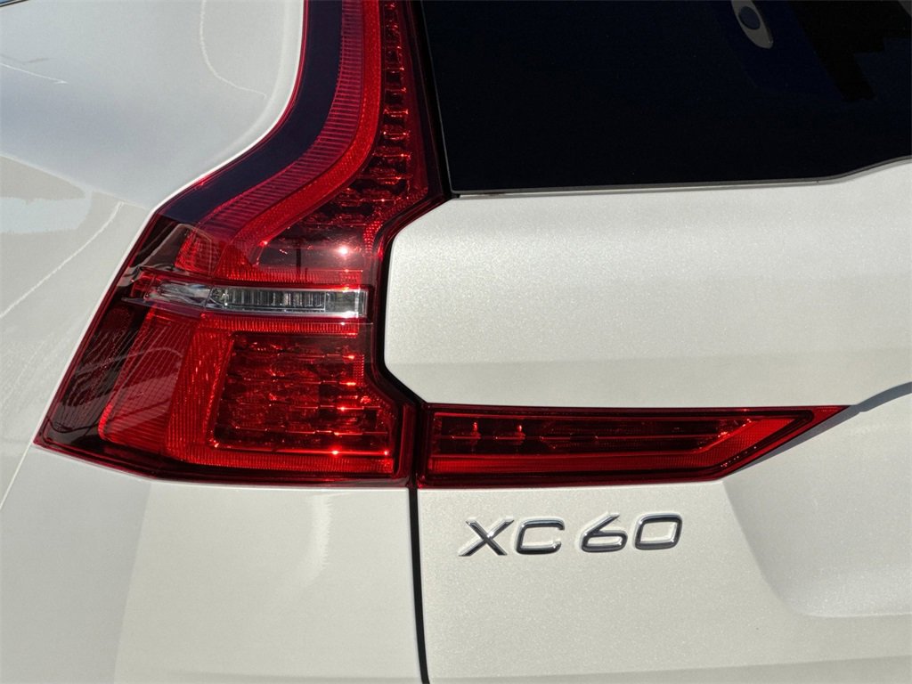 Certified 2023 Volvo XC60 B5 Core w/ Climate Package image 26