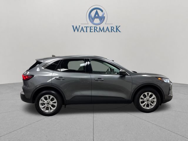Used 2023 Ford Escape Active AWD/4WD image 7