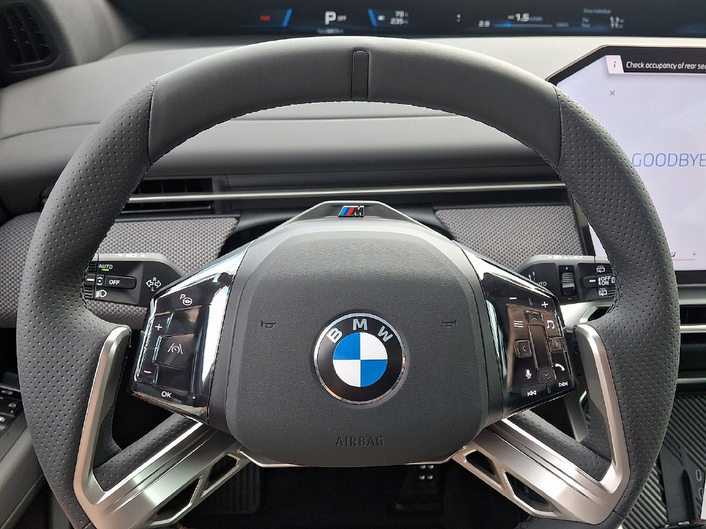 New 2027 BMW iX3 50 xDrive w/ M Sport Professional Package AWD/4WD image 14