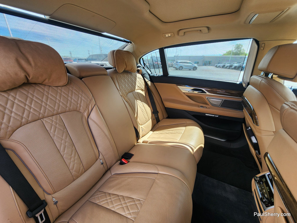 Used 2017 BMW 740i xDrive AWD/4WD image 50