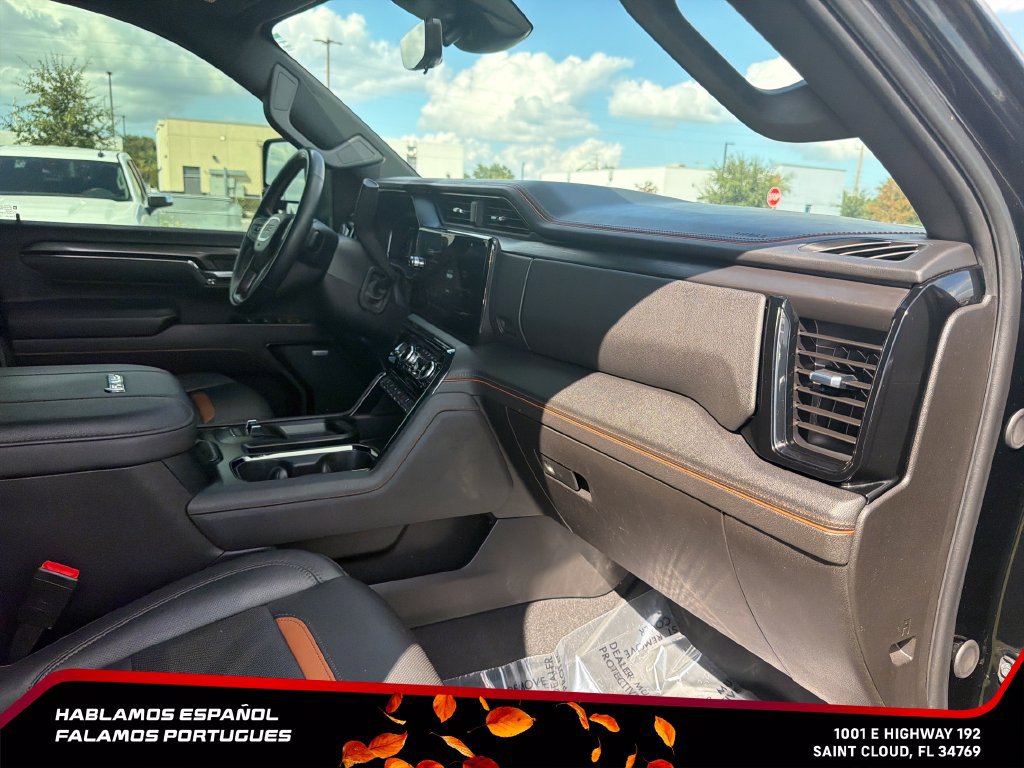 Used 2024 GMC Sierra 2500 AT4 w/ AT4 Premium Plus Package AWD/4WD image 32