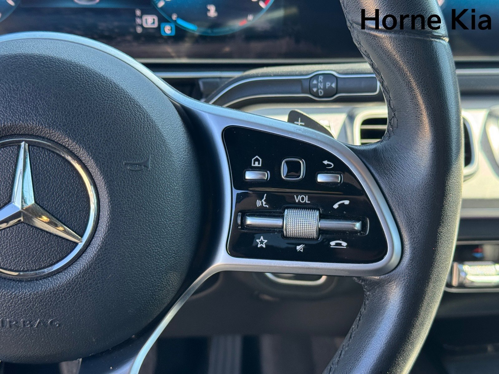 Used 2020 Mercedes-Benz GLE 350 4MATIC image 17