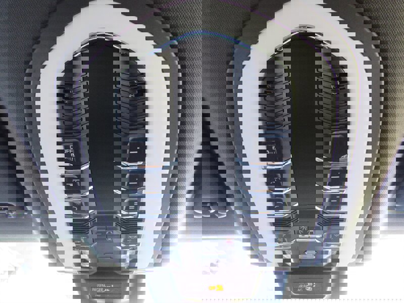 Used 2020 Porsche Macan S image 19