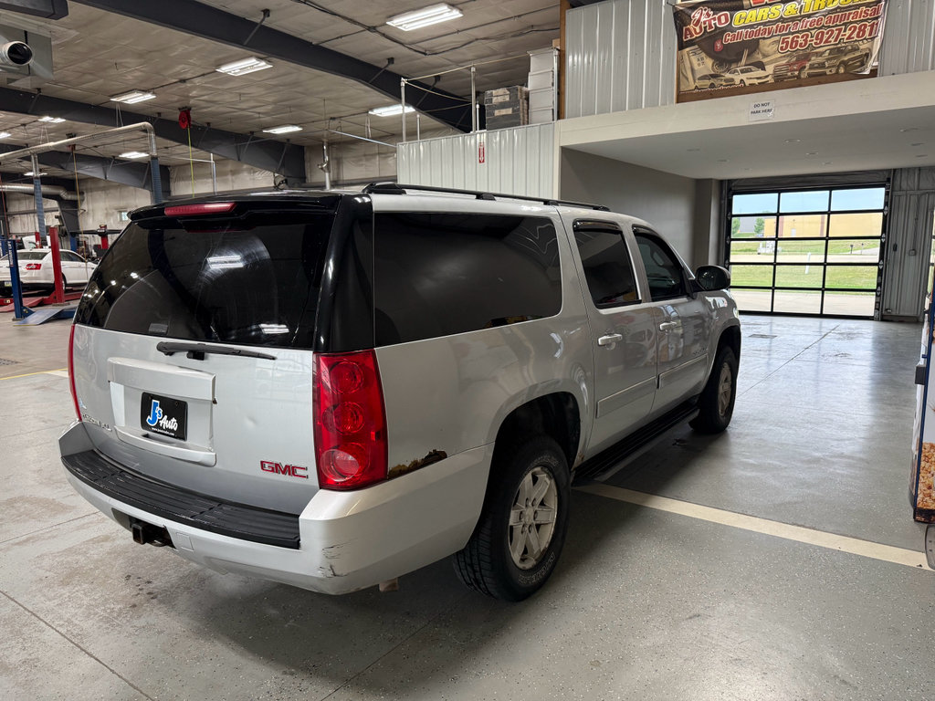Used 2012 GMC Yukon XL SLE AWD/4WD image 7