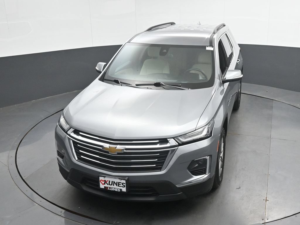 Used 2023 Chevrolet Traverse LT w/ LPO, Cargo Package AWD/4WD image 37