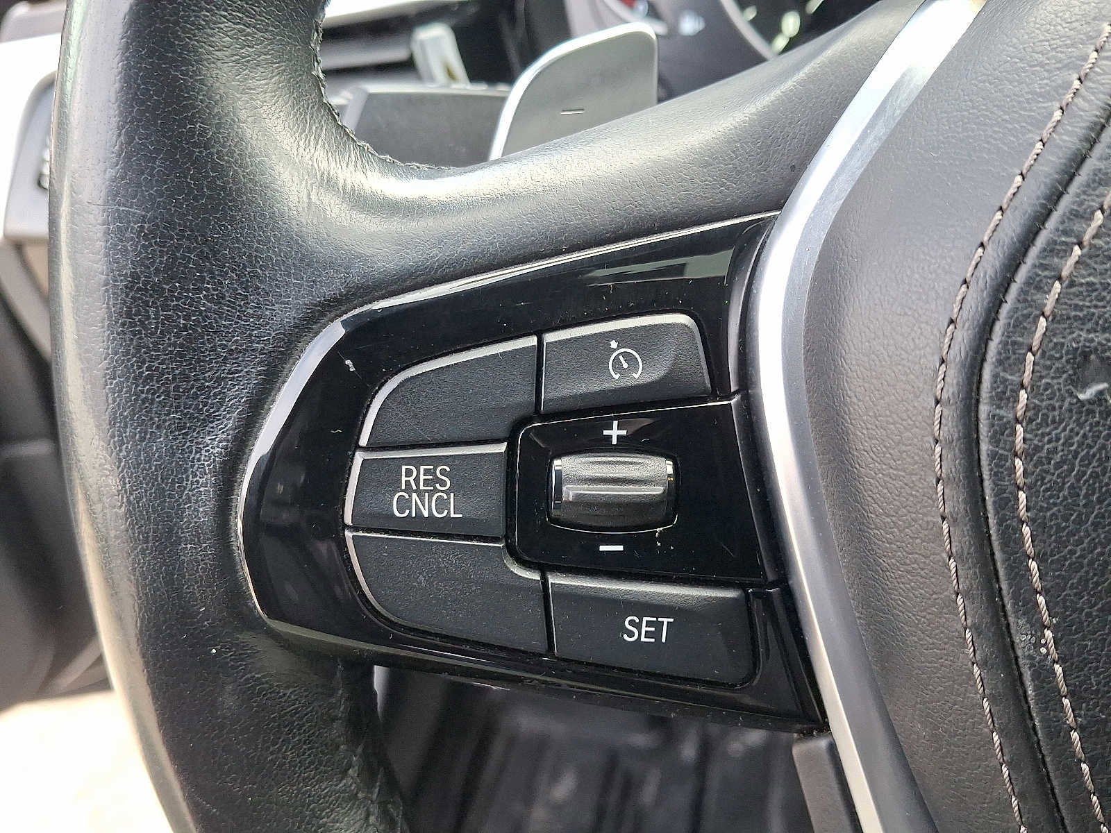 Used 2018 BMW 530i xDrive image 22