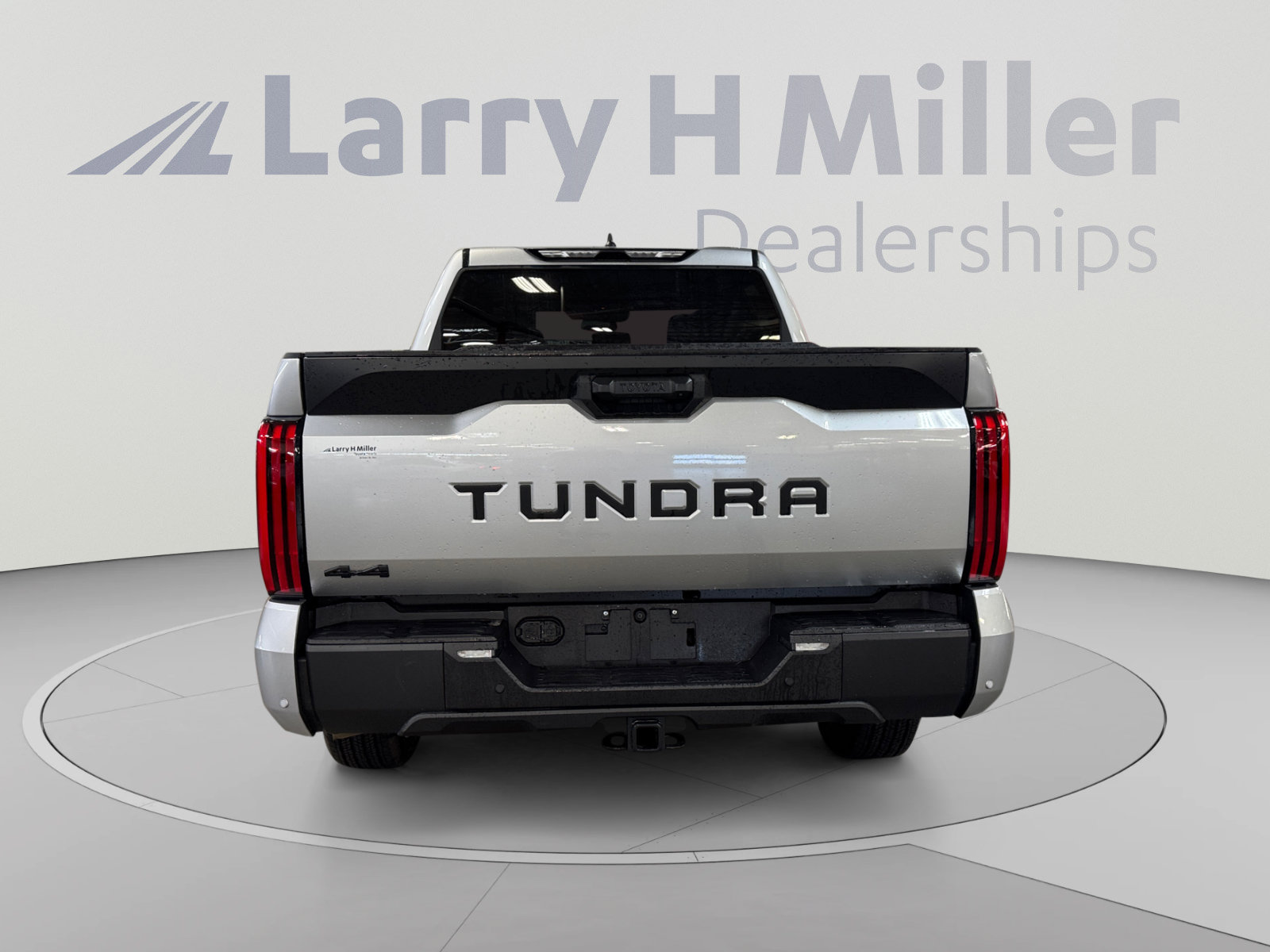Certified 2026 Toyota Tundra SR5 w/ SR5 Convenience Package AWD/4WD image 4