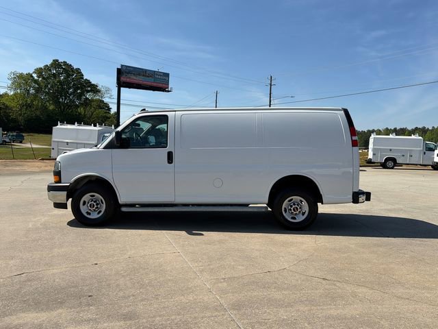 Used 2024 GMC Savana 2500 w/ Driver Convenience Package image 8