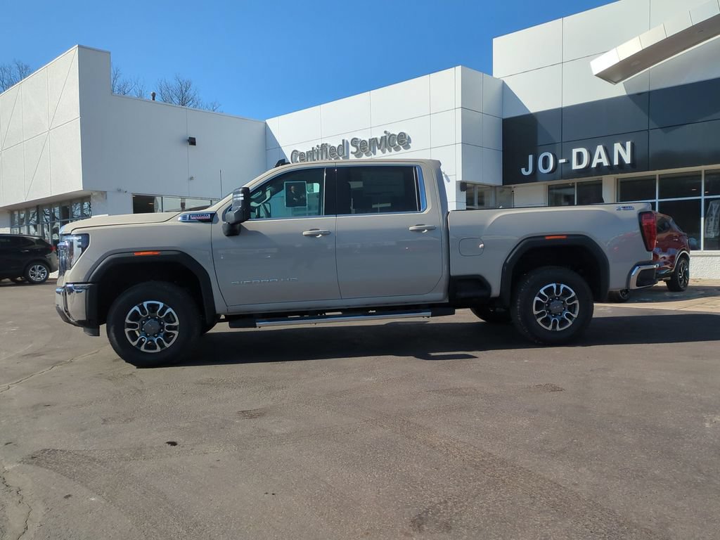 New 2026 GMC Sierra 2500 SLE w/ SLE Value Package; AWD/4WD image 8