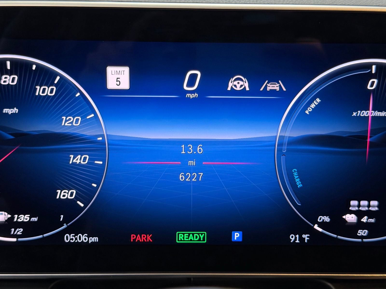 Used 2025 Mercedes-Benz GLC 350e 4MATIC image 28