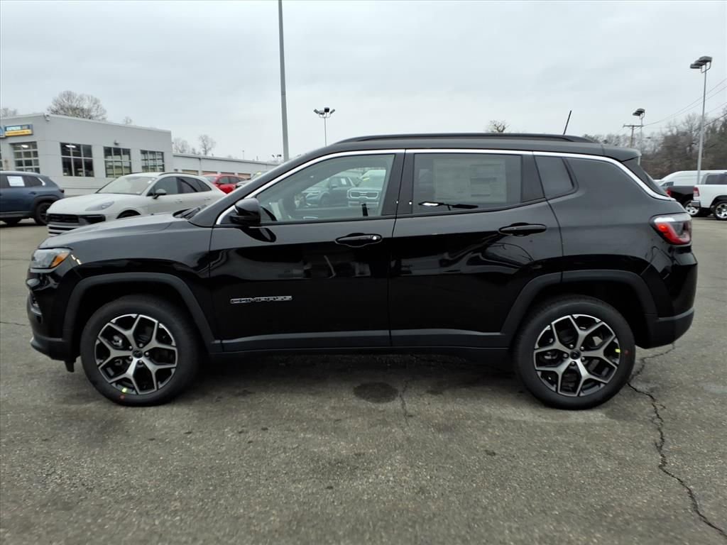 New 2026 Jeep Compass Limited image 7