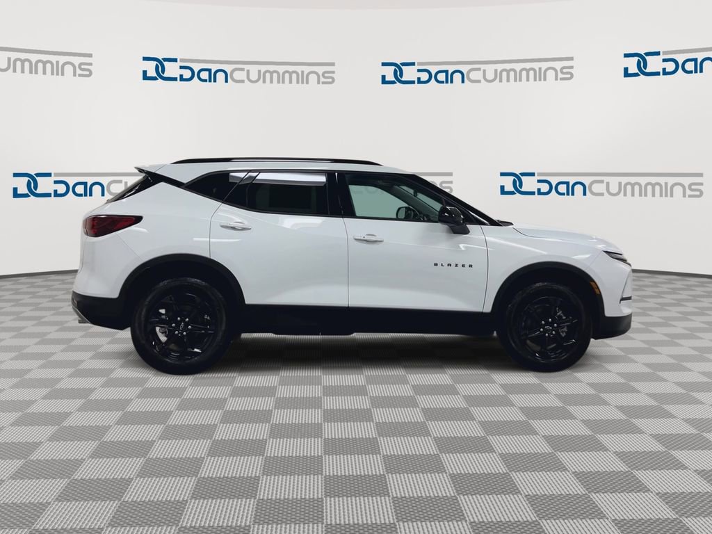 New 2026 Chevrolet Blazer LT w/ Midnight/Sport Edition image 9