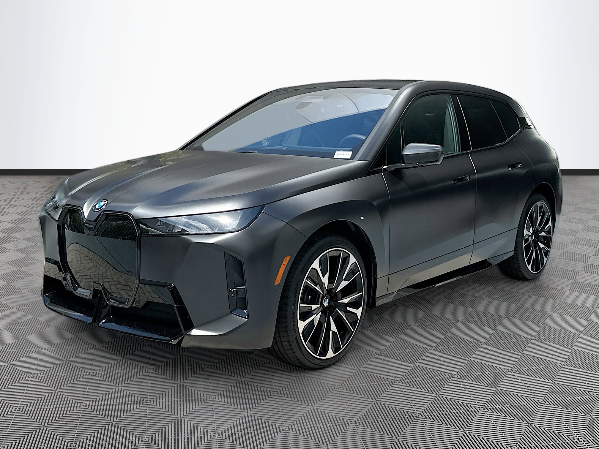 New 2026 BMW iX xDrive45 w/ M Sport Package image 3