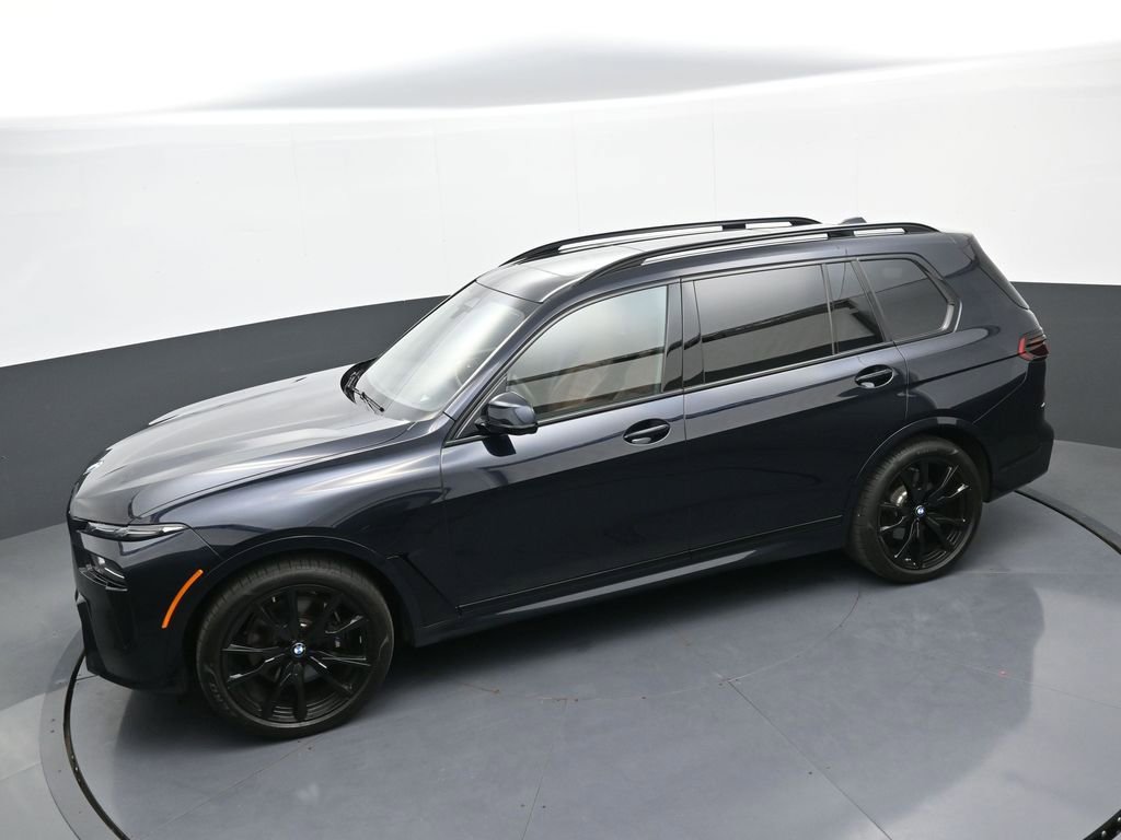 Used 2026 BMW X7 xDrive40i w/ Executive Package image 36