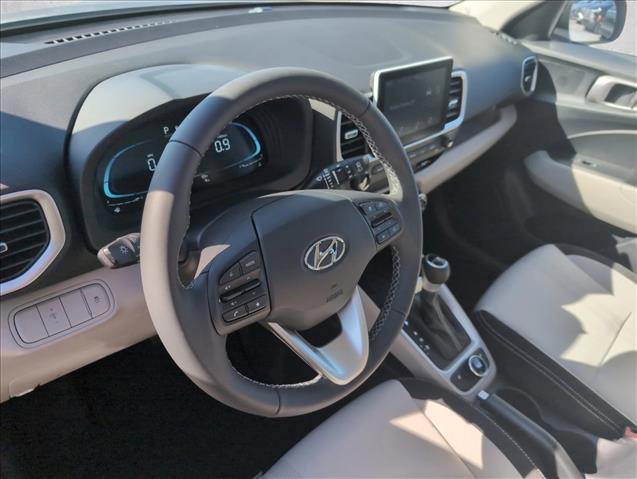 New 2026 Hyundai Venue SEL image 3