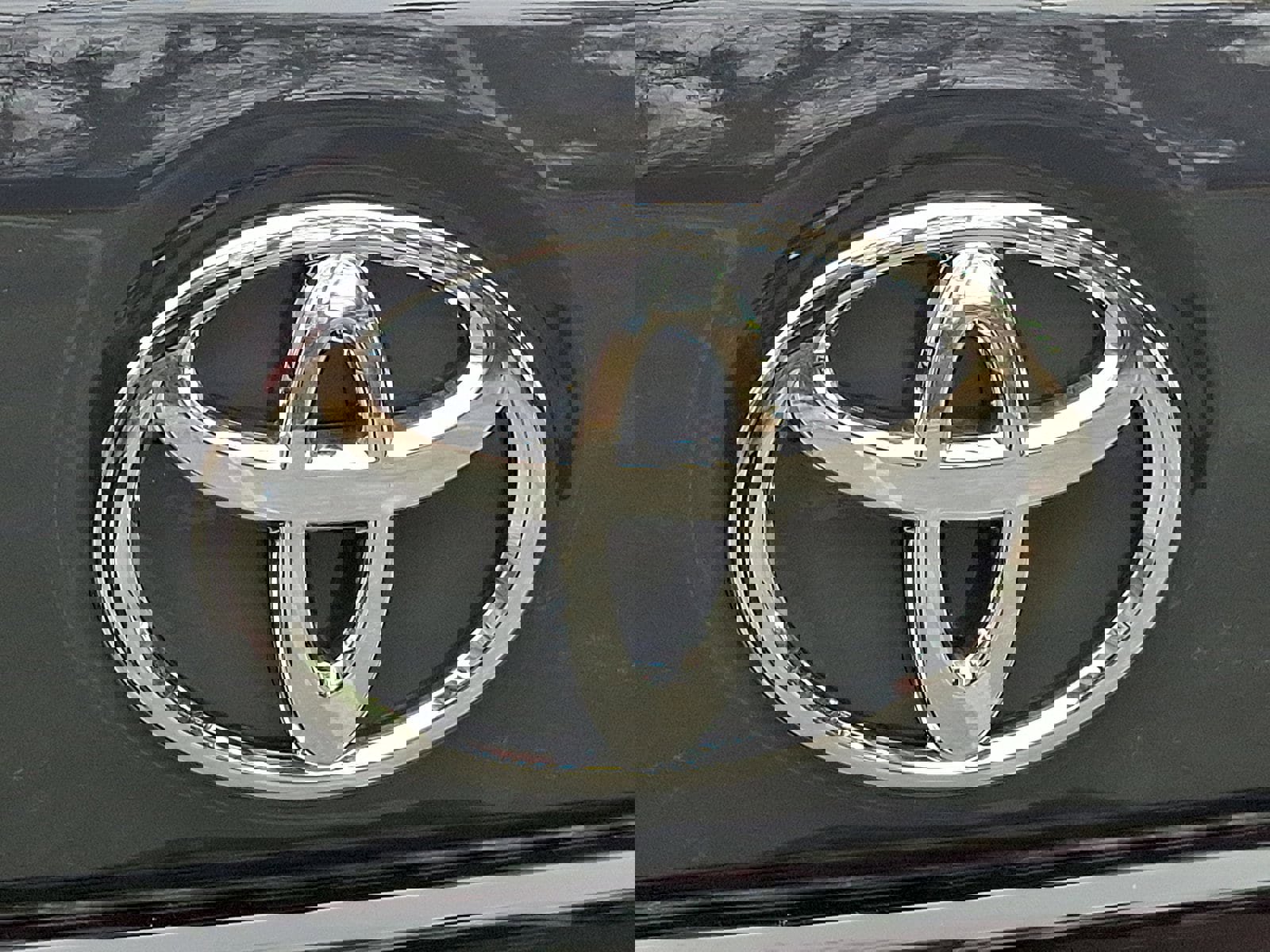 Used 2026 Toyota Corolla LE FWD image 29