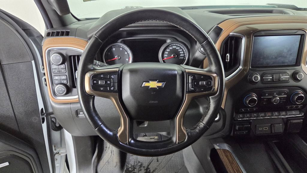 Used 2020 Chevrolet Silverado 2500 High Country w/ Z71 Off-Road Package AWD/4WD image 16