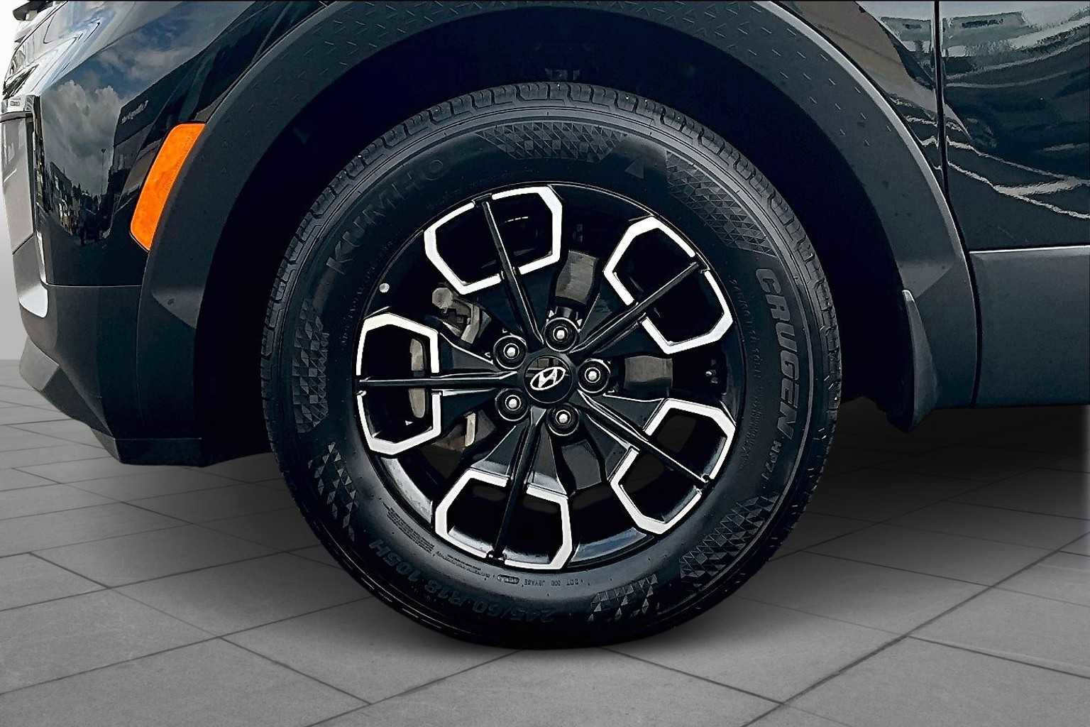 Used 2024 Hyundai Santa Cruz SEL w/ Activity Package image 10