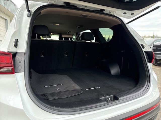 Used 2022 Hyundai Santa Fe SE image 15