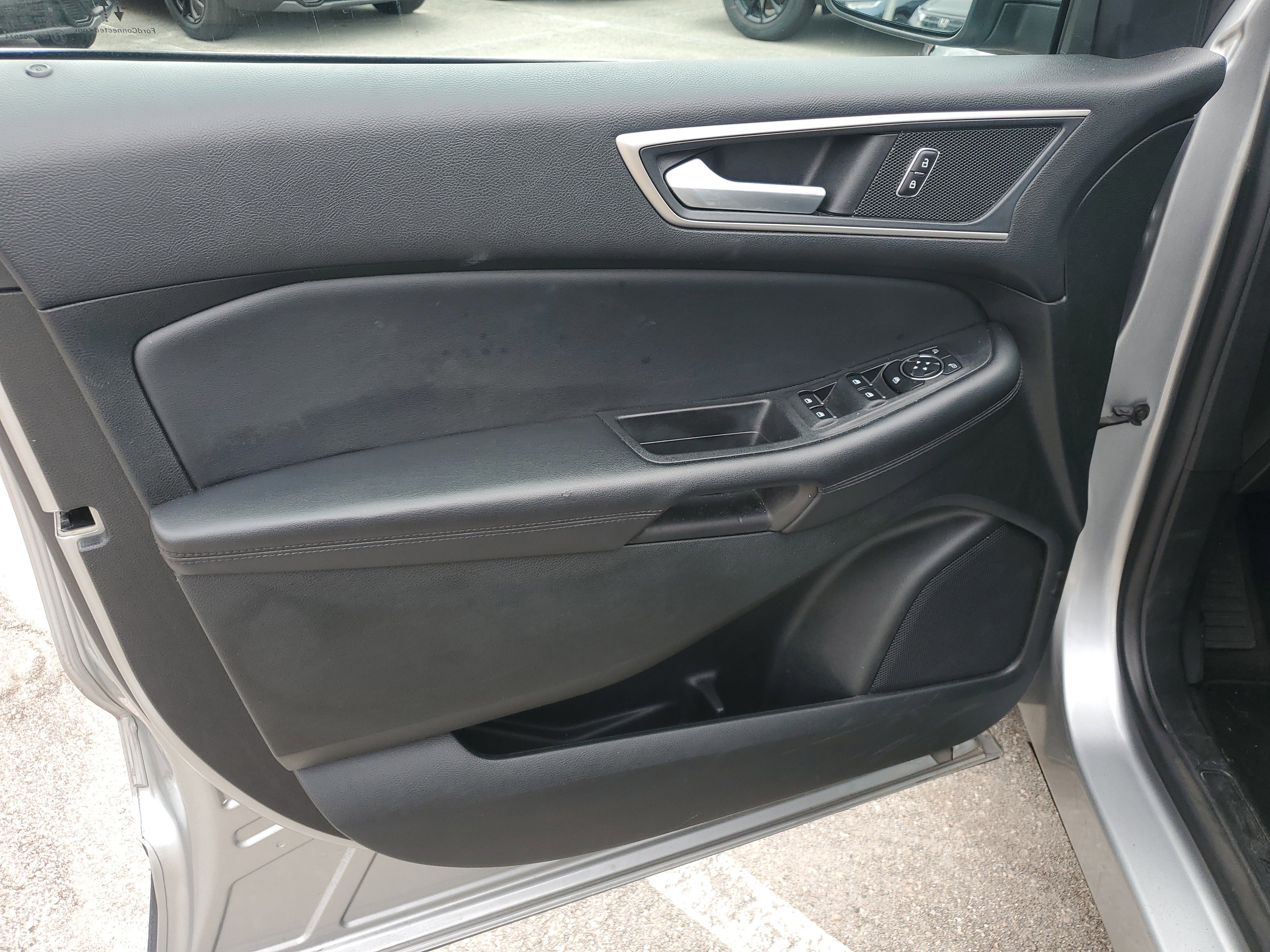 Used 2023 Ford Edge SEL image 22