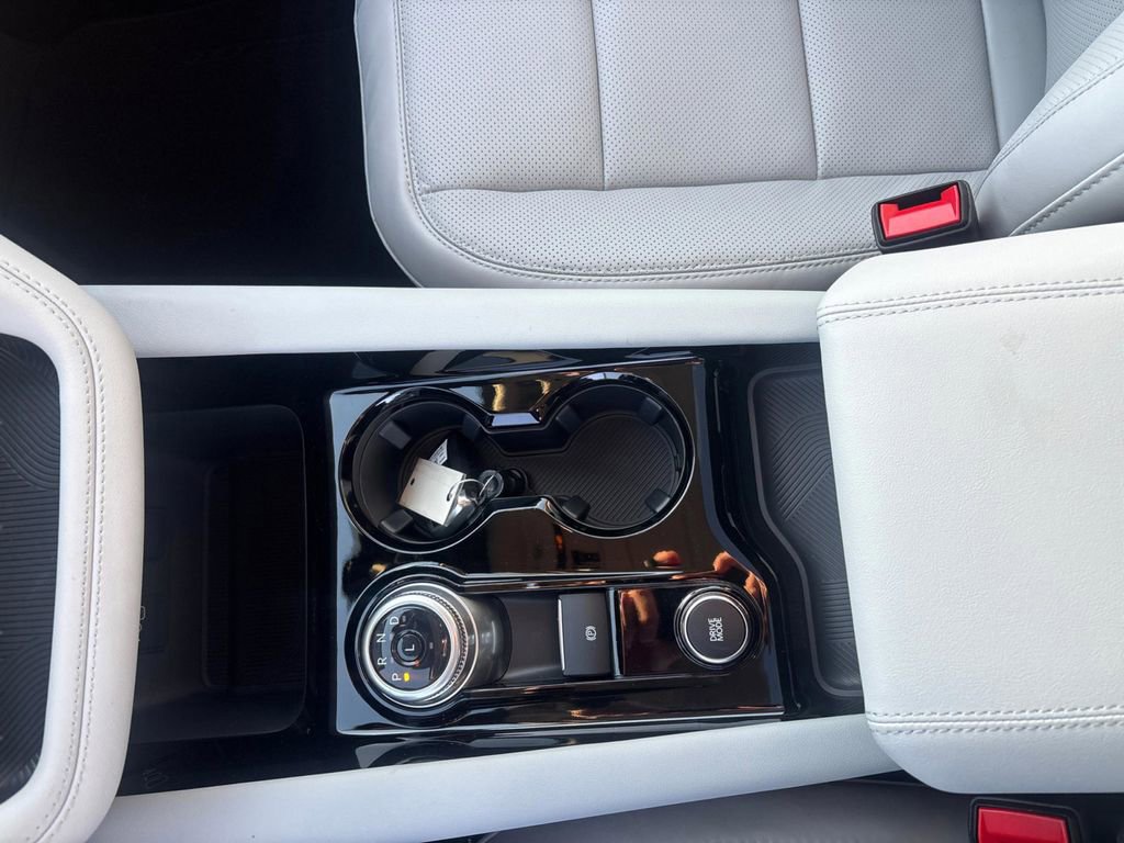 New 2026 Ford Explorer Platinum w/ LUX Leather Package image 25